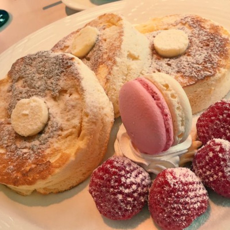 ニューオータニオリジナルパンケーキ ～あまおう添え～(ザ・ラウンジ/ニューオータニイン東京)