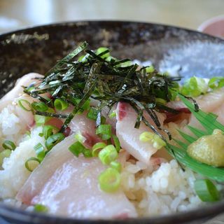 ハマチ丼(ワーサン亭 )