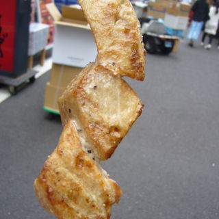 マグロ串焼き(東印度カレー商会)