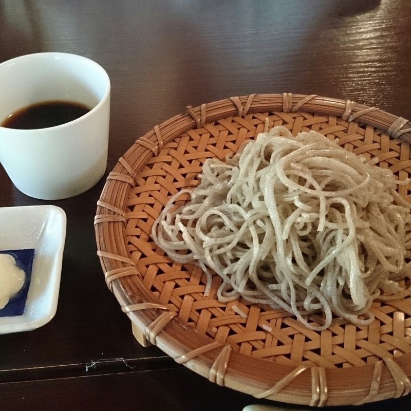 手挽きせいろ(蕎麦 恵土)