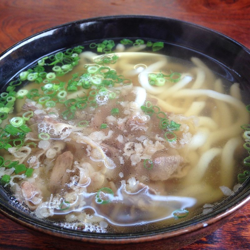 肉うどん(うどんの天水)