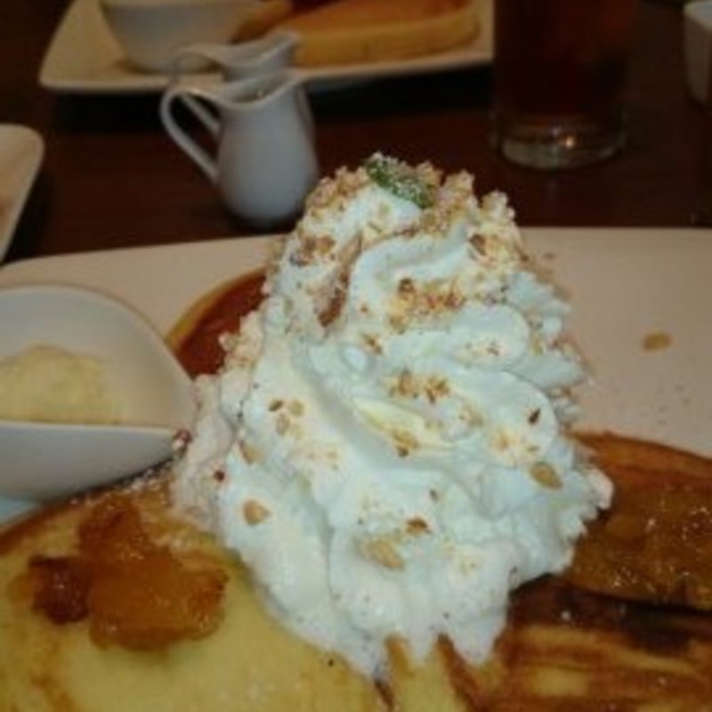パンケーキ　パイナップルココナッツクリーム(カフェ バニヤン （Cafe Banyan）)