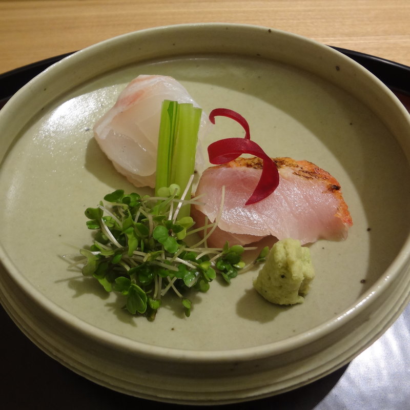鯛と金目鯛のお造り(日本料理 太月)