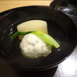 鱧のすり身のお吸い物(日本料理 太月)