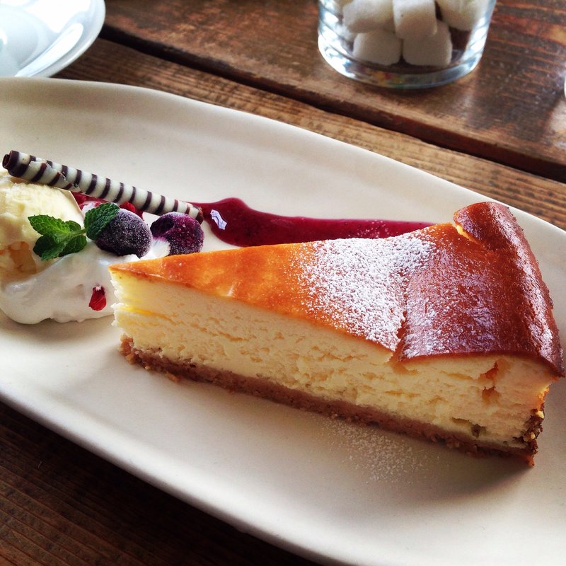 ベイクドチーズケーキ(cafe Bubo)