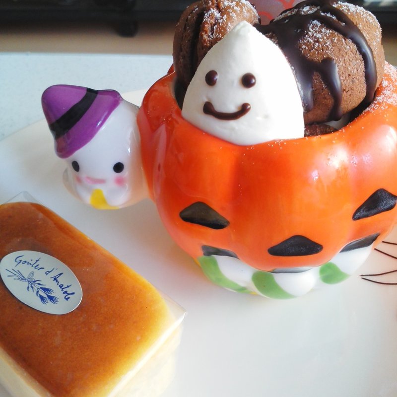 ハロウィンケーキ(グーテ・ド・アナトール)