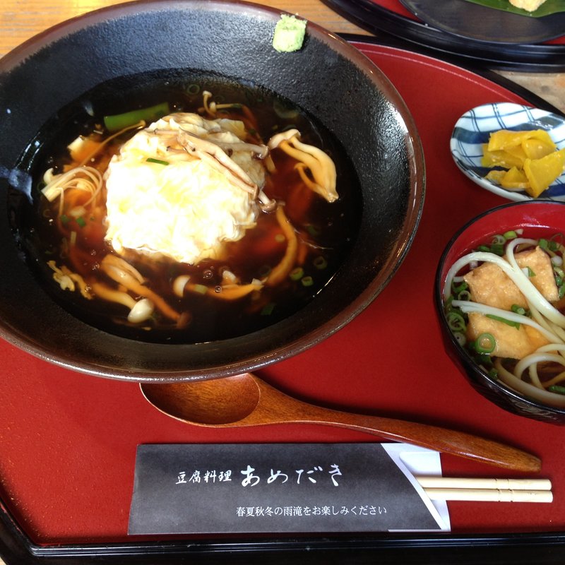 湯葉丼(豆腐料理あめだき)