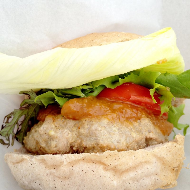 たつのバーガー(キッチン　サンサーラ)