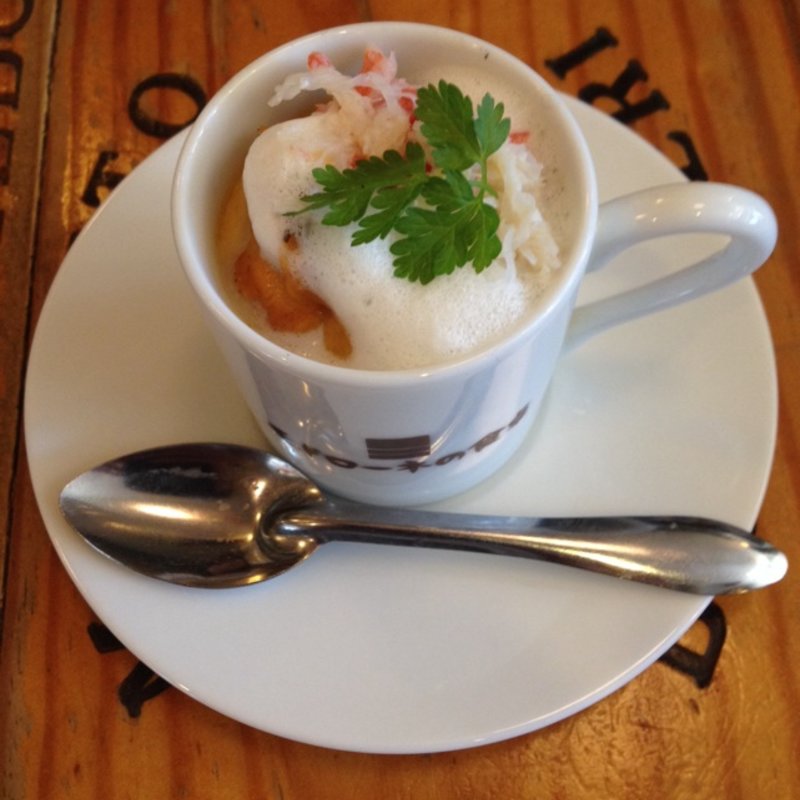 松きの子入りうにの茶碗蒸し(ピッツェリアパーレンテッシ)