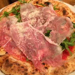 ピッツァセット　ルッコラとプロシュートのピザ(イタリアンピザ　イルリトローボ)