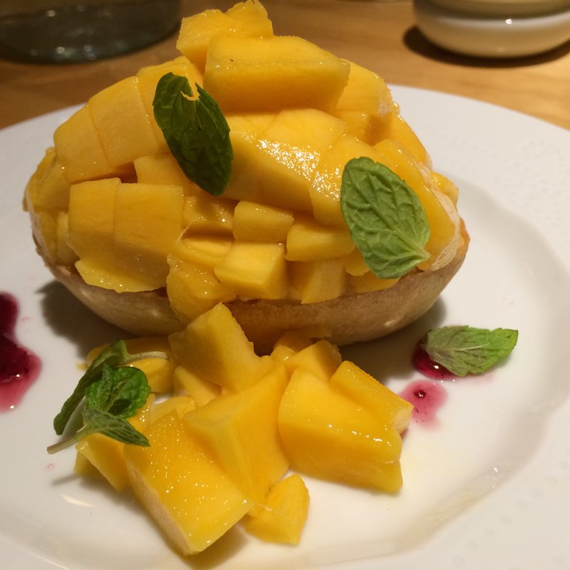 本日のフレッシュフルーツのこぼれタルト(Ricco)