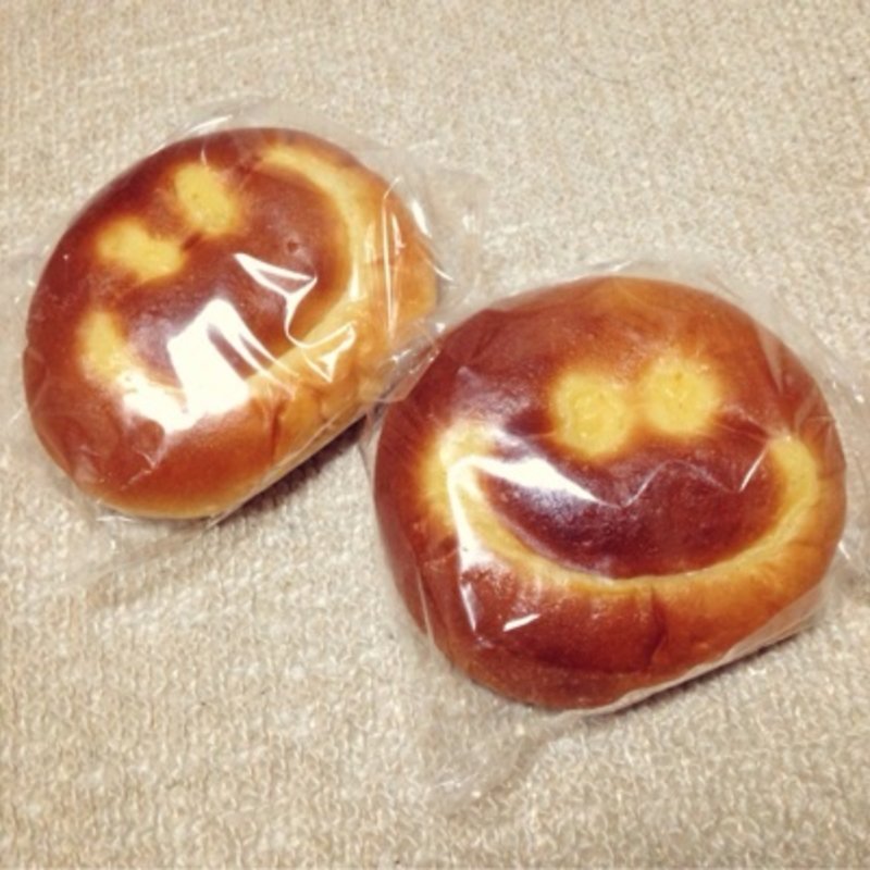 しあわせを呼ぶクリームパン(LA TERRE)