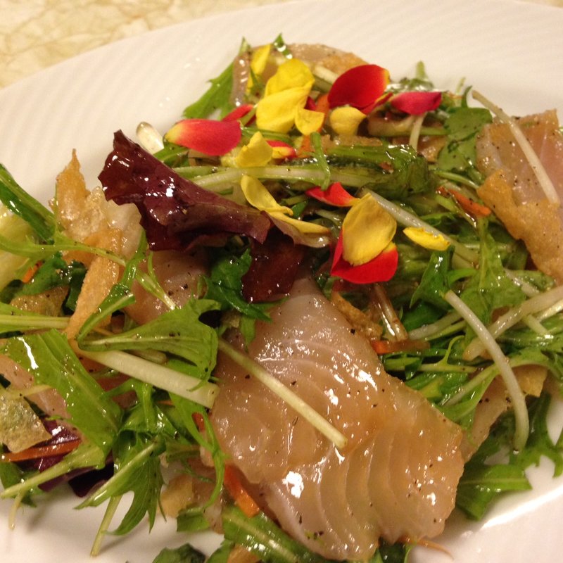 有機ハーブ野菜のお刺身サラダ(花壇)