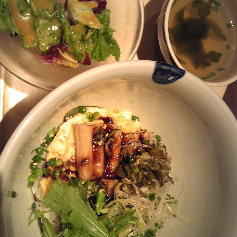 煮穴子と和ハーブのとろ玉ごはん(マルモキッチン 京都ポルタ店 )