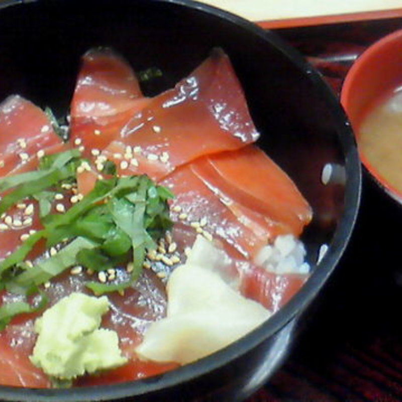 マグロの漬け丼(めし処 魚代Ⅱ )