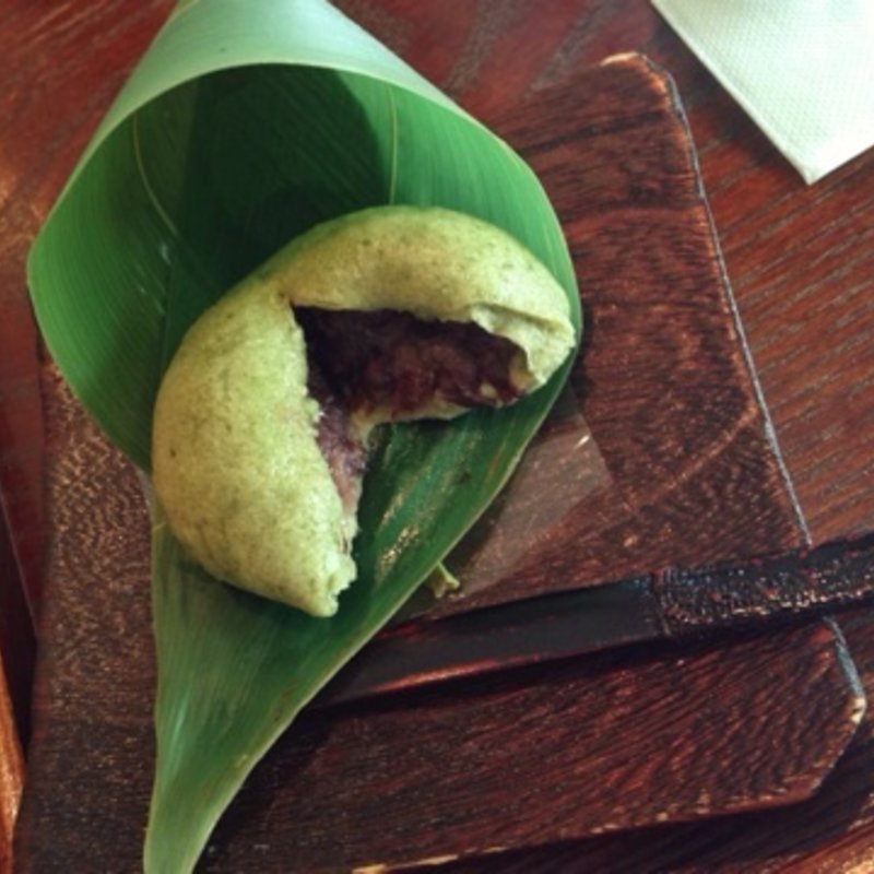 麩まんじゅう(八十八茶房)