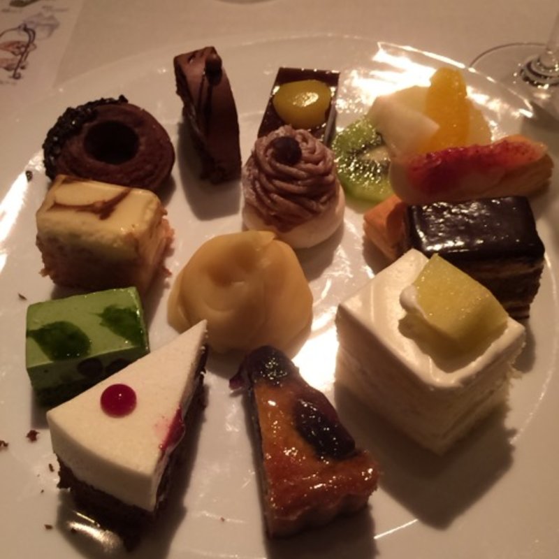 ディナーメニュー　10290円コース(Q.E.D.CLUB)