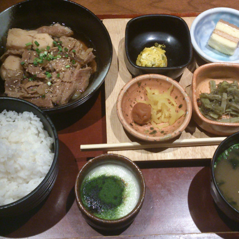牛肉と里芋の煮物ランチ(和心庭 一蔵 恵比寿)