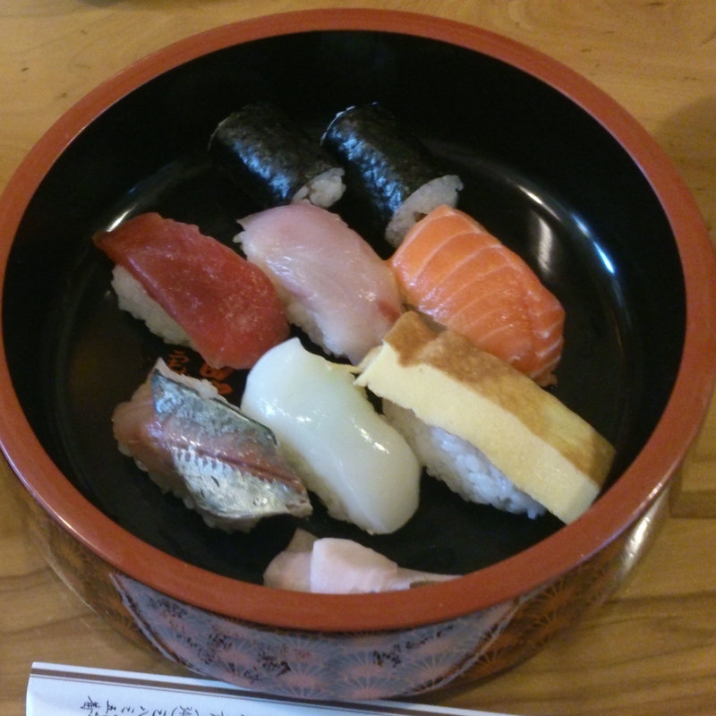 にぎり 一人前(魚国鮨)