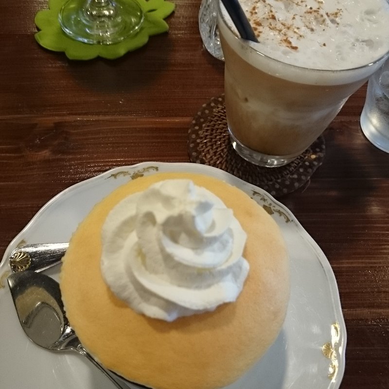 チーズスフレ(Peach Tree Cafe)