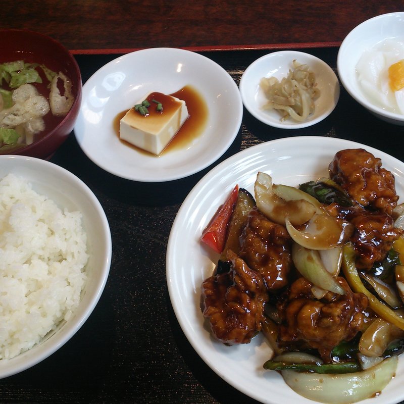 黒酢酢豚定食(中国名菜 錦)