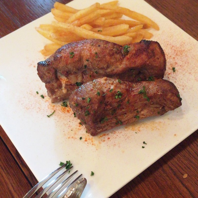 ポークスペアリブ(納屋町ワイン食堂　カガネル （CAGANER）)