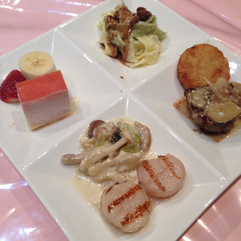 お子様ランチ(ル・シャレー・グルマン)