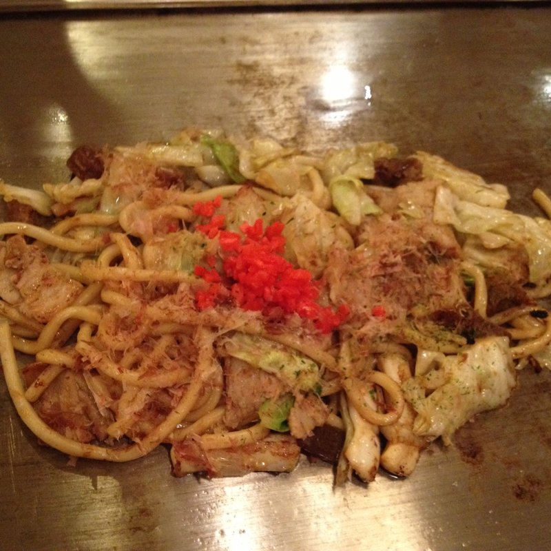 デラックス焼うどん(お好み焼き ひろかずや 東通り店)