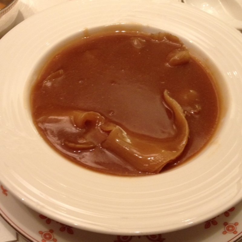 吉切鮫手ビレ　ふかひれの姿煮込み(筑紫樓 恵比寿店)