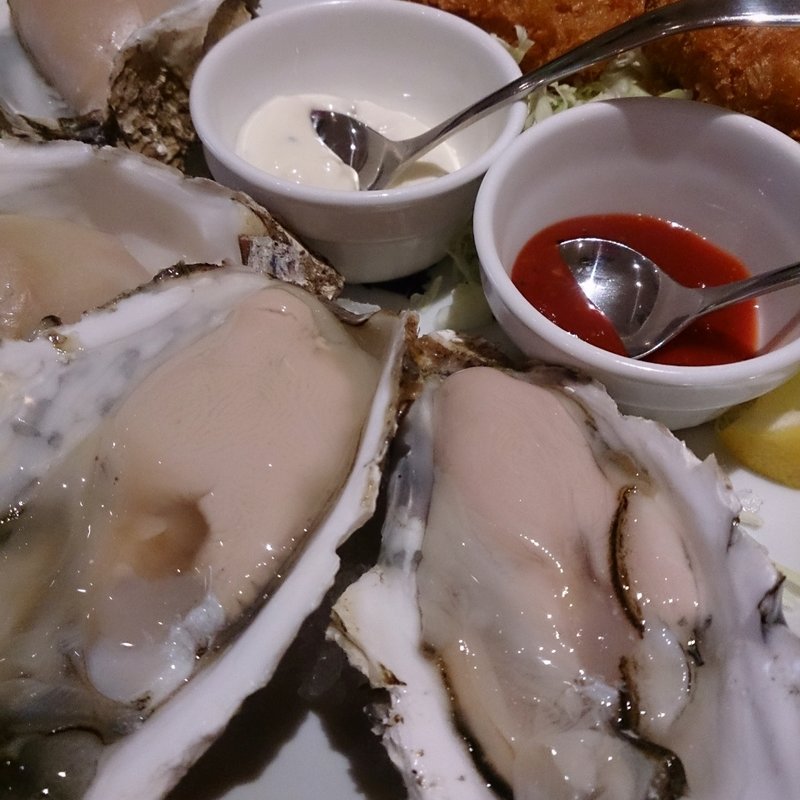 コンビネーション6個プレート (ナゴヤ オイスターバー)