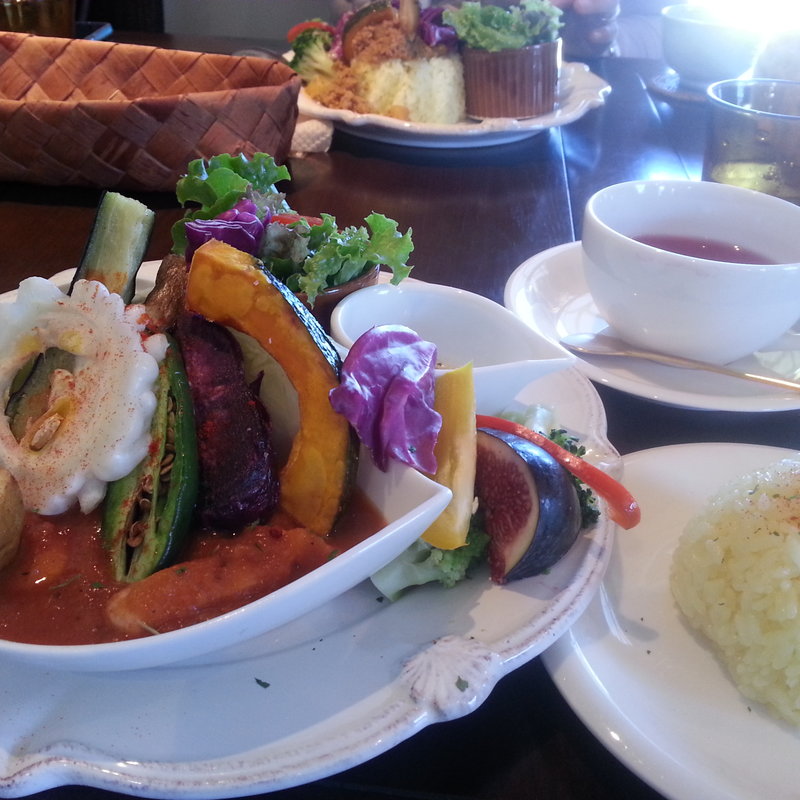 地鶏のトマトスープ煮込み(cake＆cafえeensoleill)