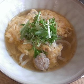 特製柚子風味の鶏つみれと水菜の卵とじうどん(カフェ中野屋)