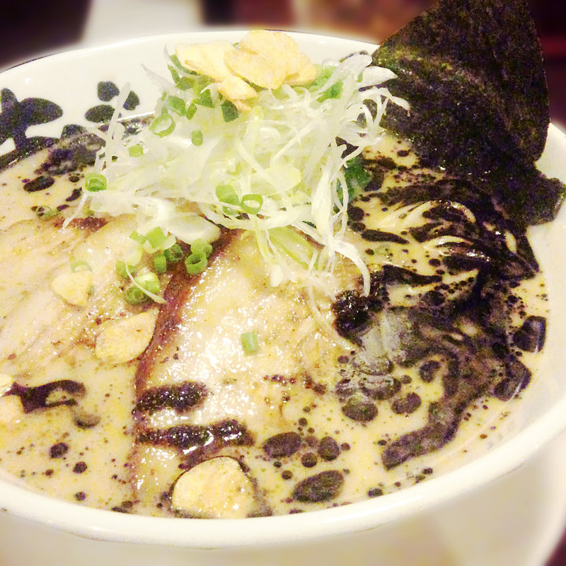 黒とんこつちゃーしゅーめん(麺屋あごすけ （めんやあごすけ）)
