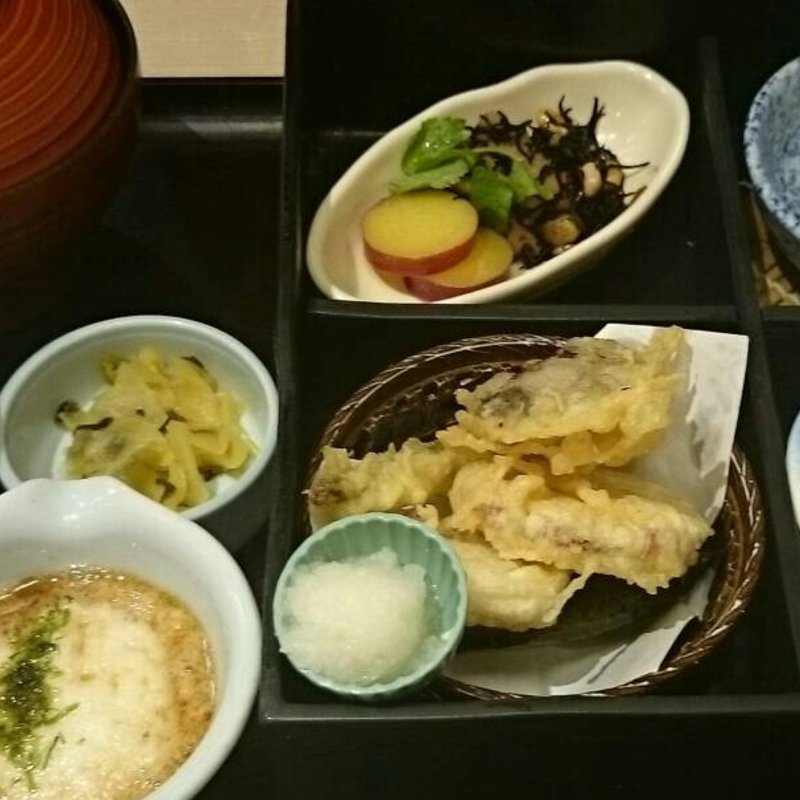 もみじ定食(蔦)