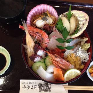 宇和島 海鮮丼(ほづみ亭 )