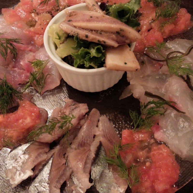 本日のカルパッチョ盛り合わせ (Bistro&Bra es)