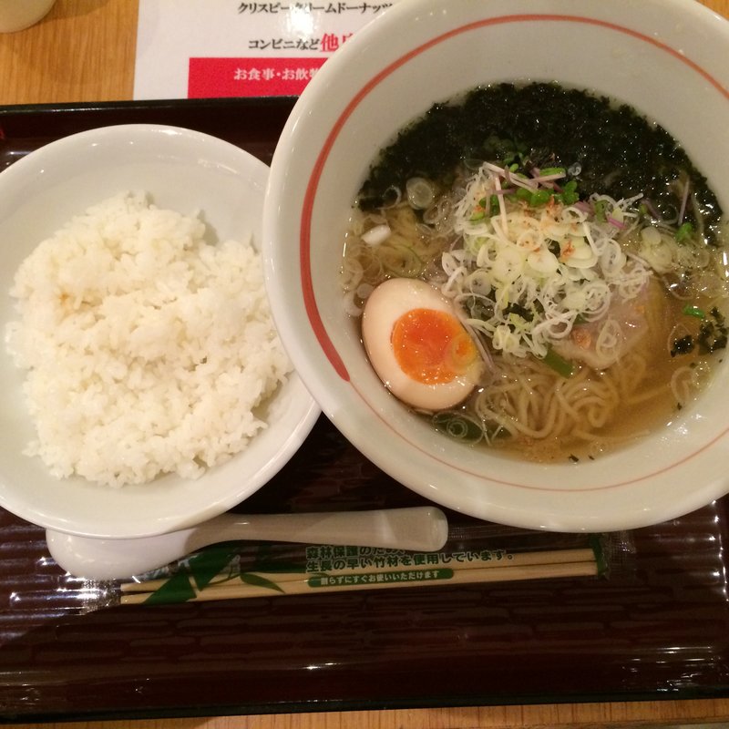 ラーメン(ナガシマキッチン （NAGASHIMA KITCHEN）)
