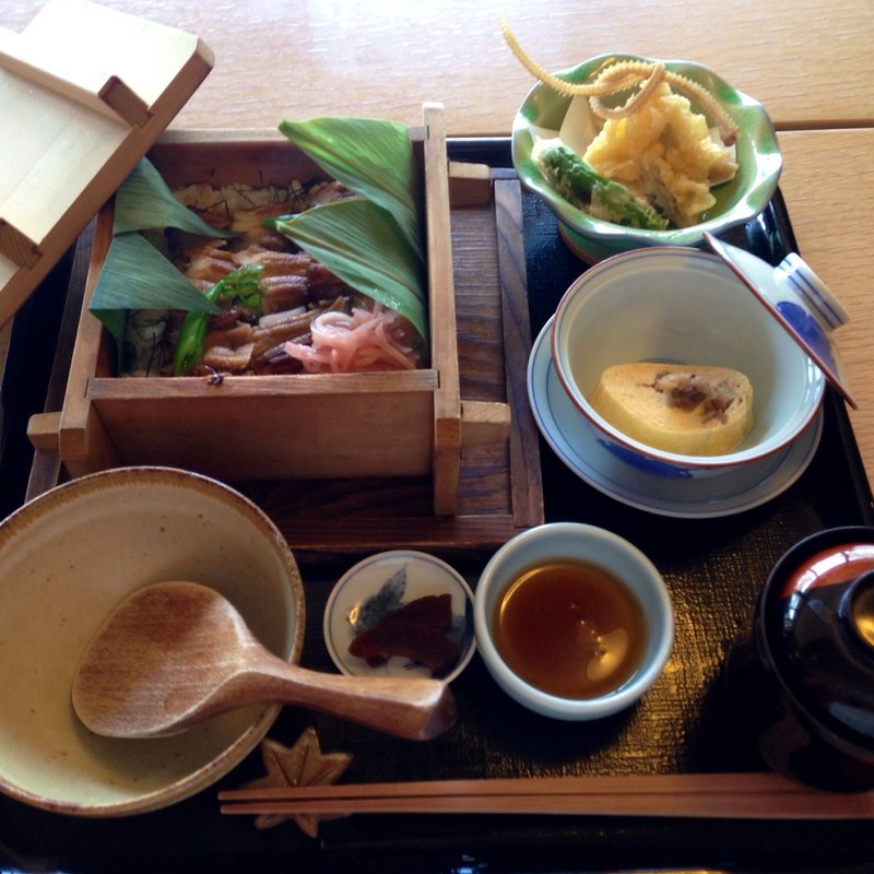 蔵宿の穴子づくしの膳(ヨイモセズ （yoimosezu）)