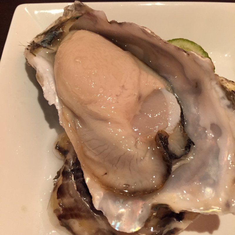 生牡蠣(ウノスケ （Unosuke）)