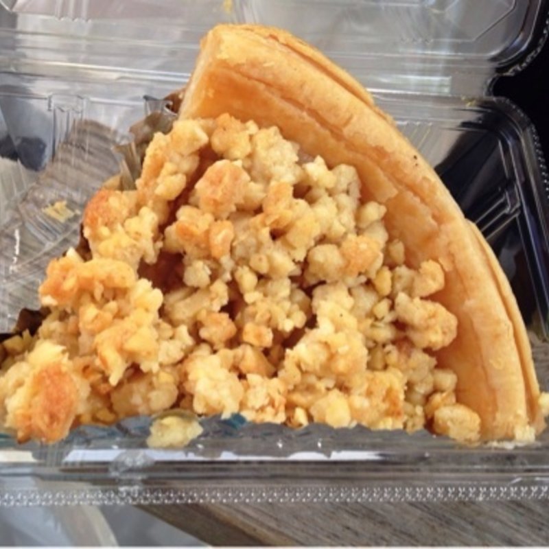 サワークリームアップルパイ　カット(マミーズ・アン・スリール 本店 （mammies an sourire）)