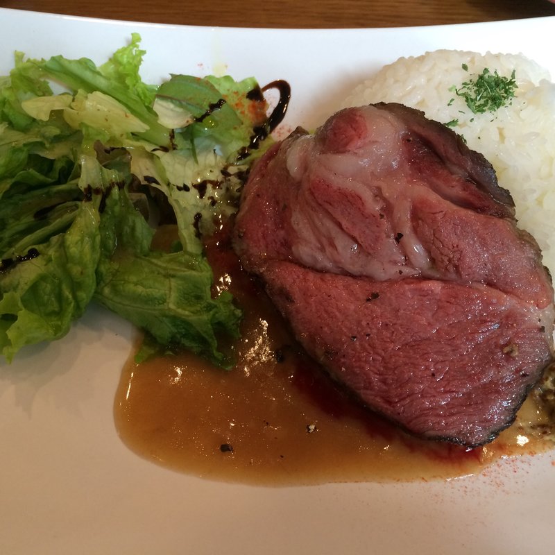 マンガリッツァ豚の厚切りローストポーク(北新地 RABBIT FARM （ラビット ファーム）)