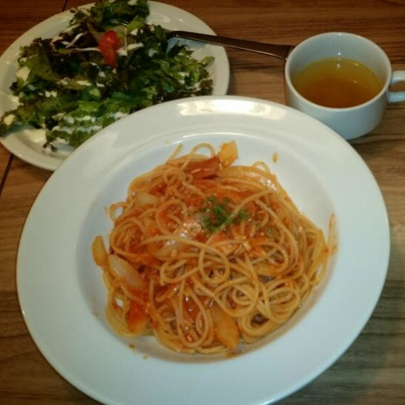フレッシュモッツァレラとトマトのスパゲティ(atari CAFE＆DINING 渋谷 （アタリ カフェアンドダイニング）)