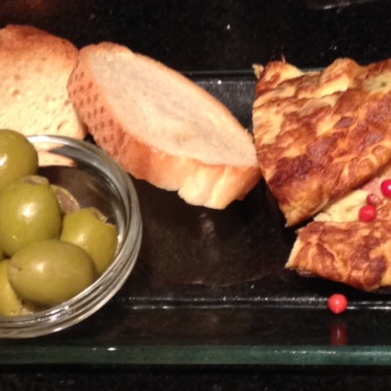 タパス盛り合わせ(バル　リフレイン)