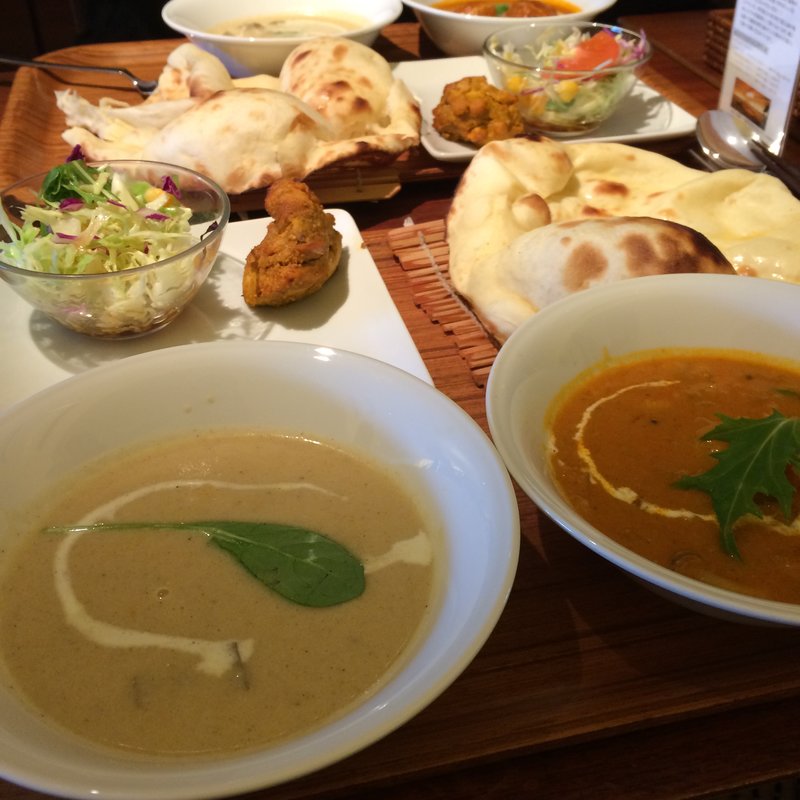 デラックスランチ(オリエンタルキッチン タータンナディ)