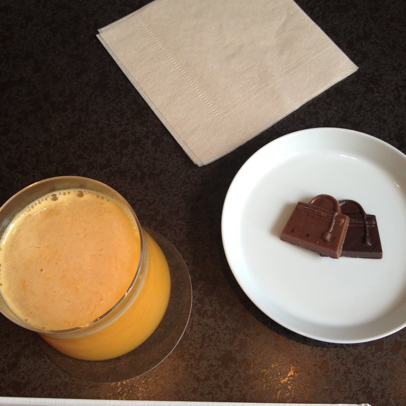 オレンジジュース(エルメス　カフェ 御堂筋店 )