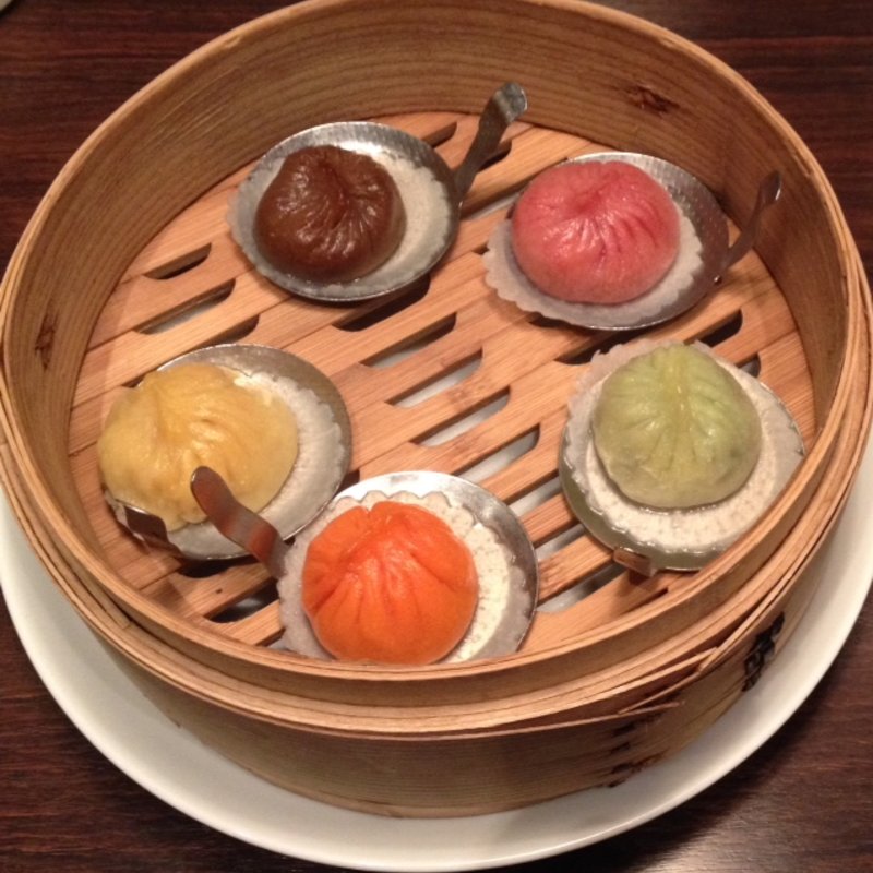 旬の五種小籠包(KAMONKA 點)