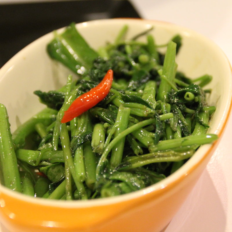 炎の空芯菜(東京カオマンガイ)