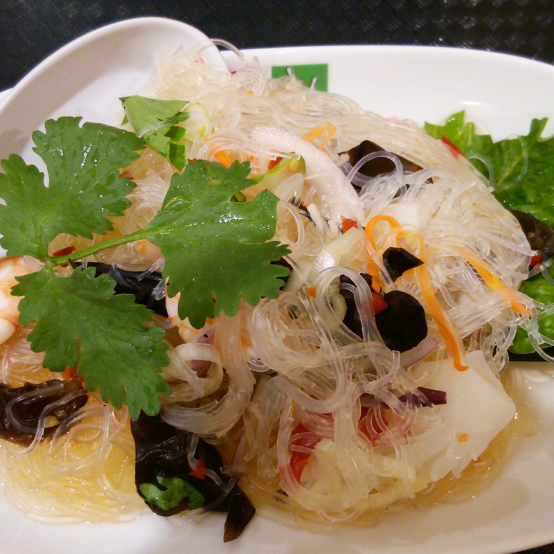 タイ風春雨サラダ(バンコクキッチン)