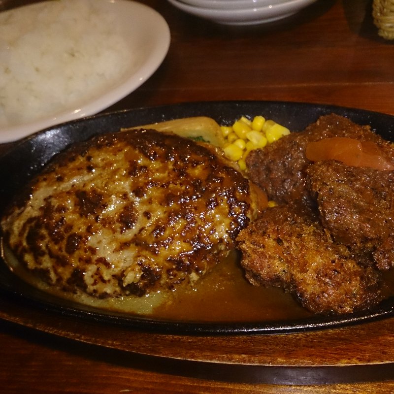 ハンバーグ＆チキンカツ(Hang．Jr　?ハングジュニア?)