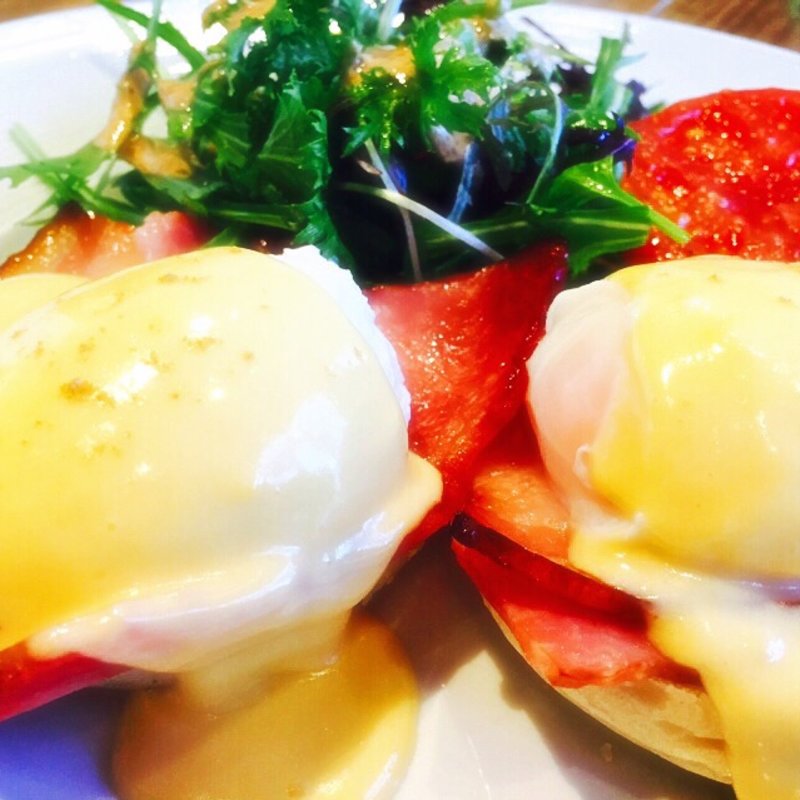 オリジナルエッグベネディクト(エッグセレント)